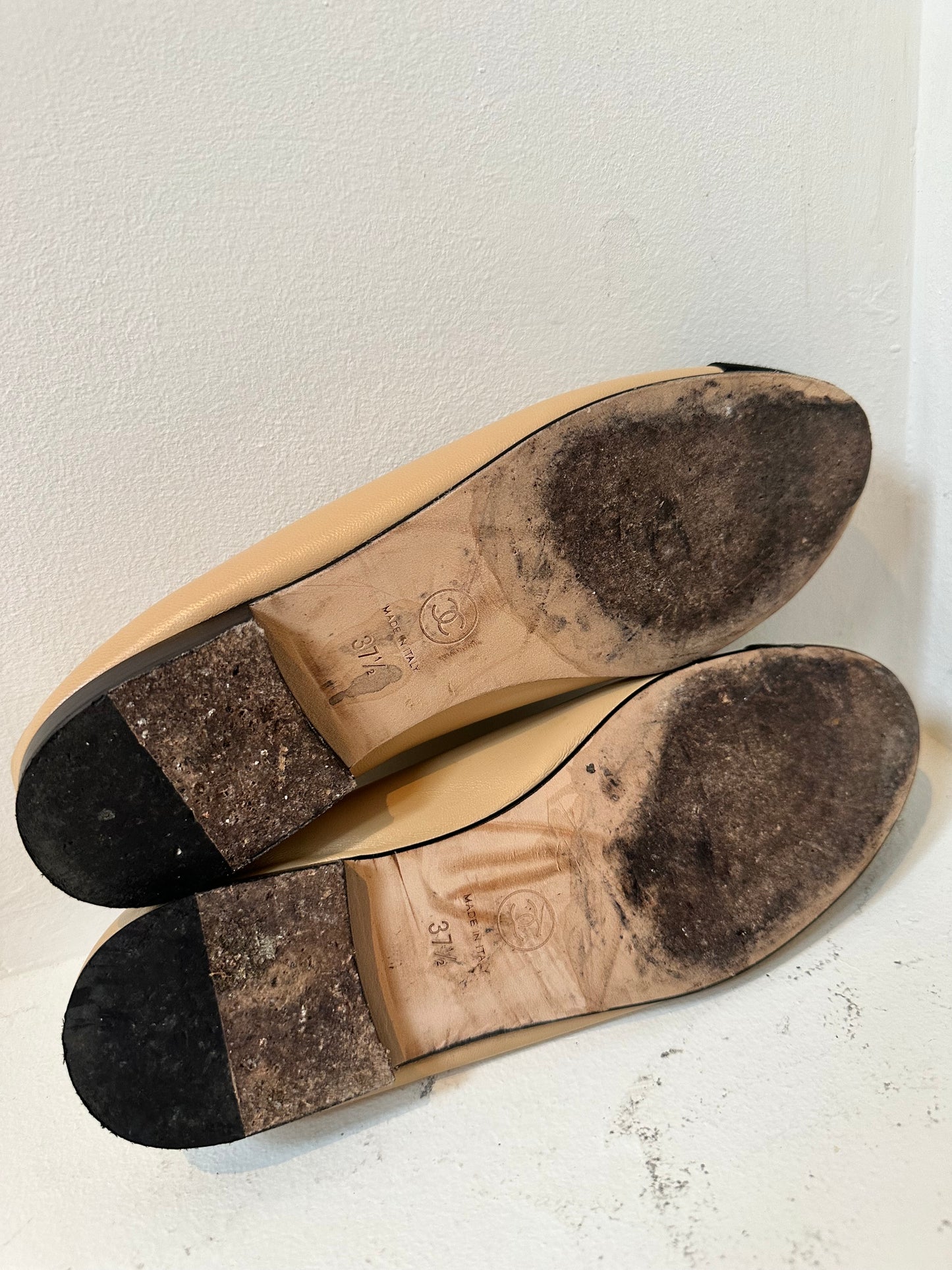 Chanel used pair beige ballerinas size 37,5