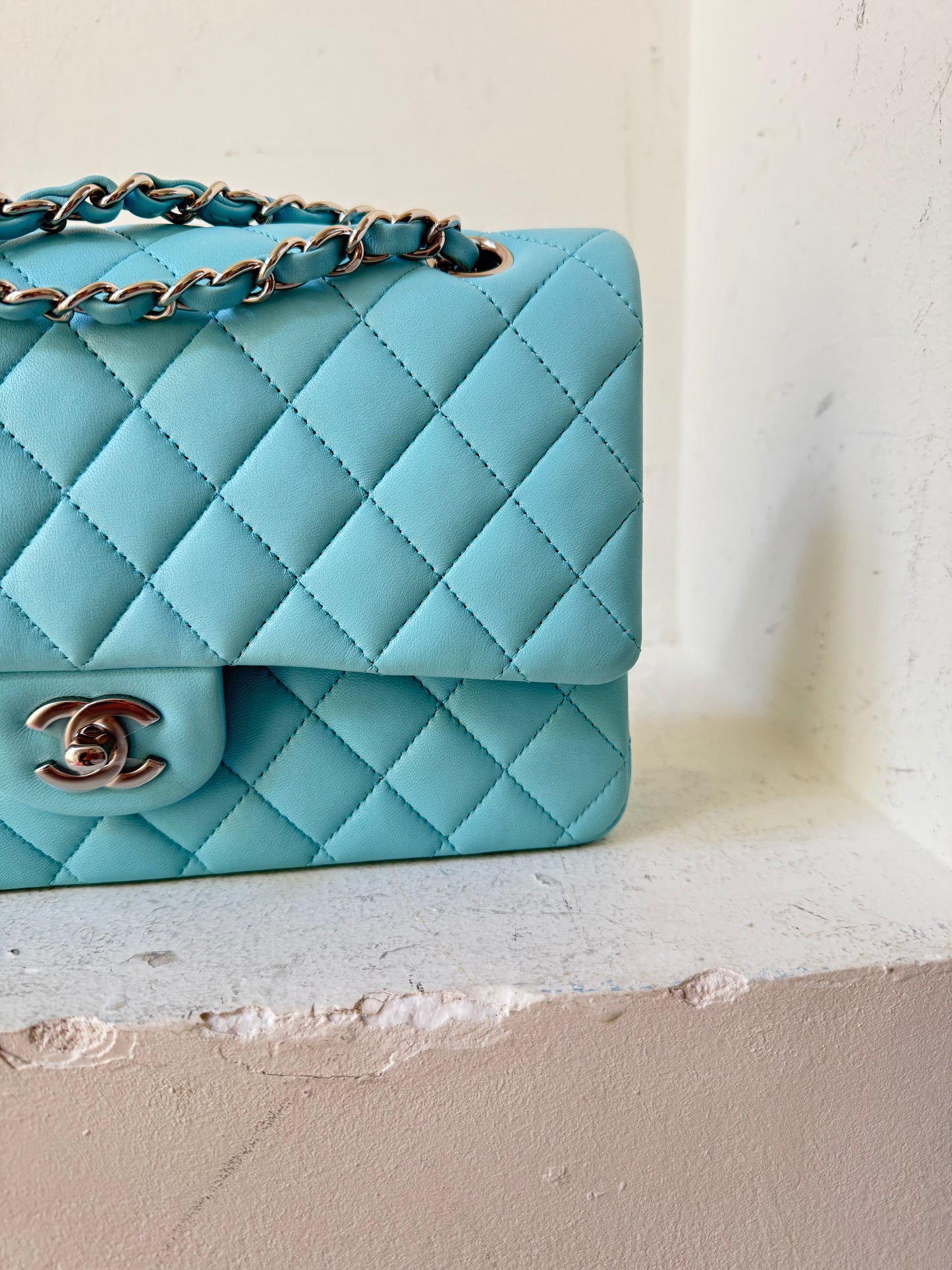 Chanel medium Tiffany flapbag 2020