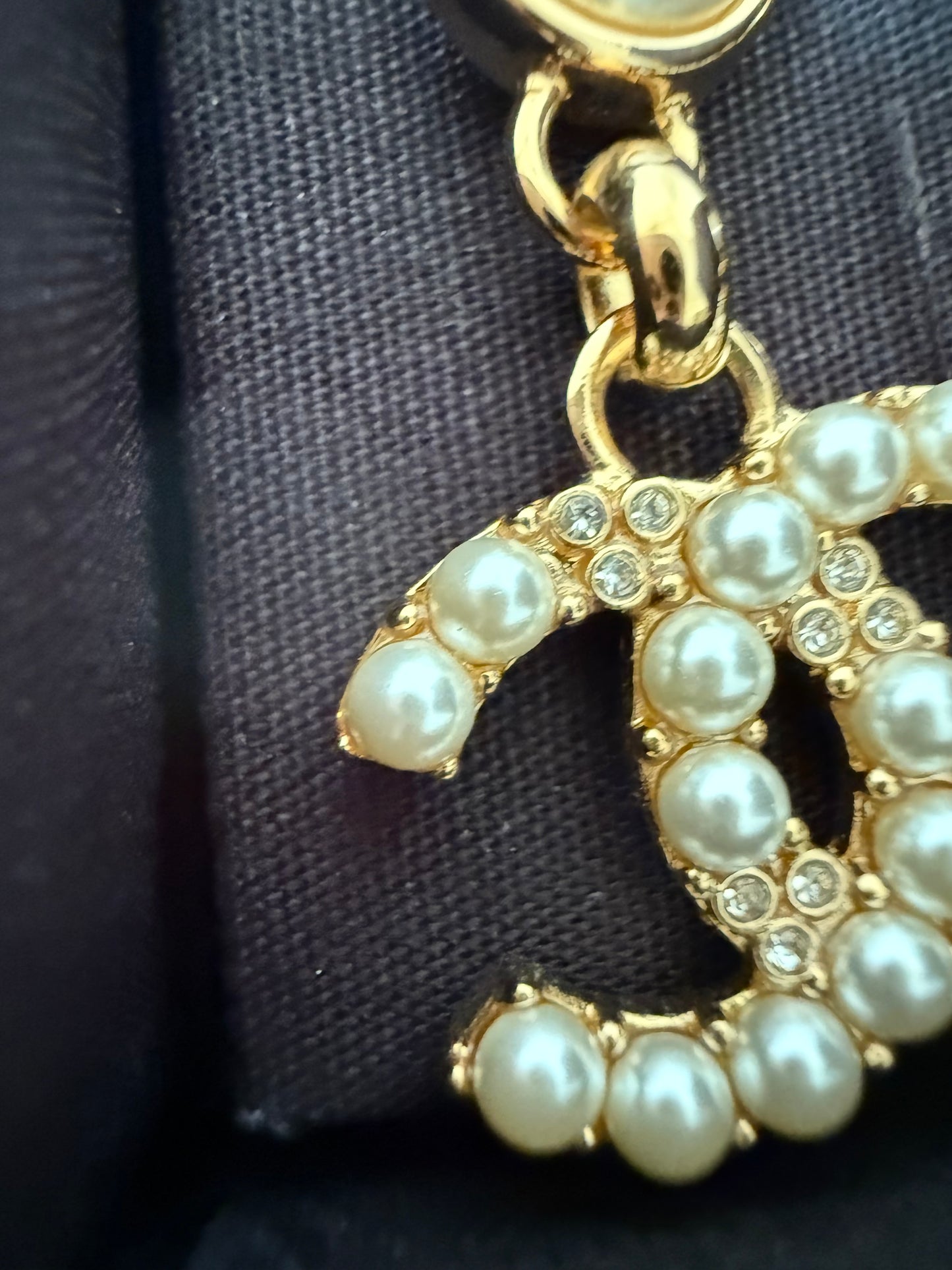 Chanel earrings full set new