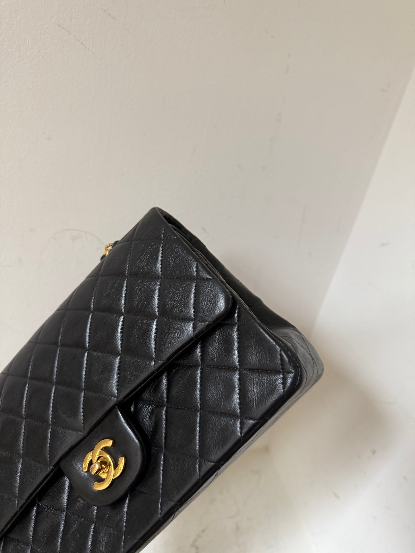 Chanel medium vintage classic flap in Black 1989-1991