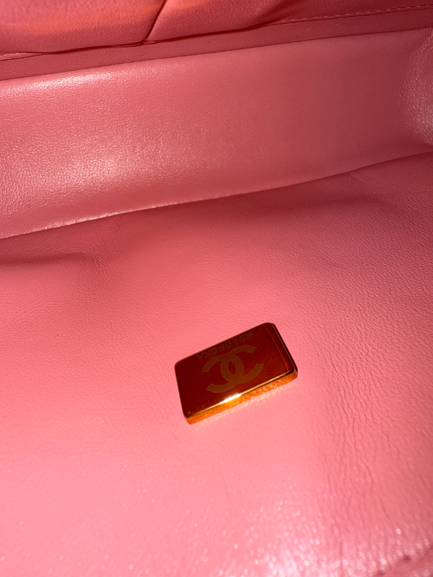 Chanel caviar small flapbag 2022