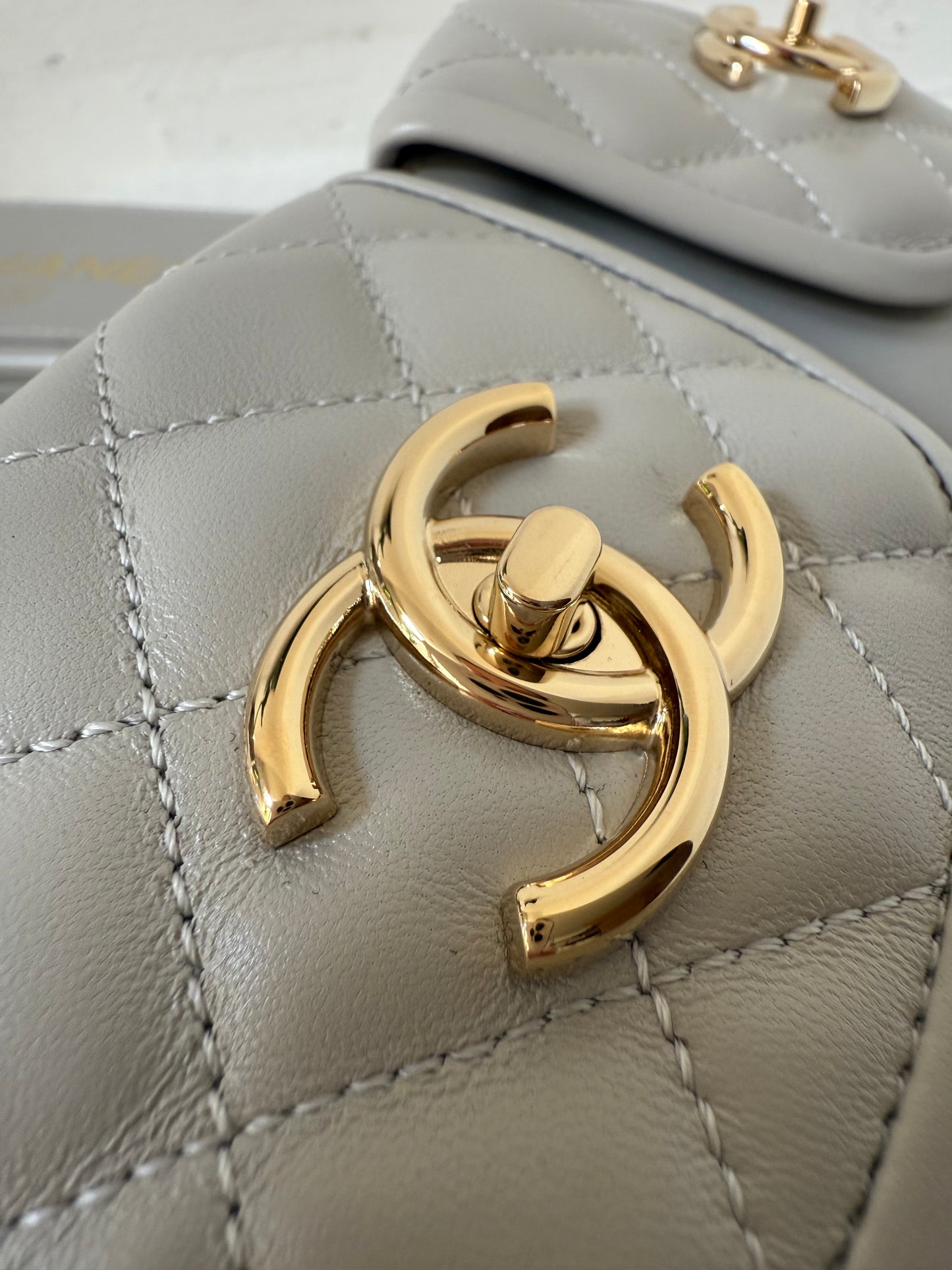 Chanel light grey slipper size 40