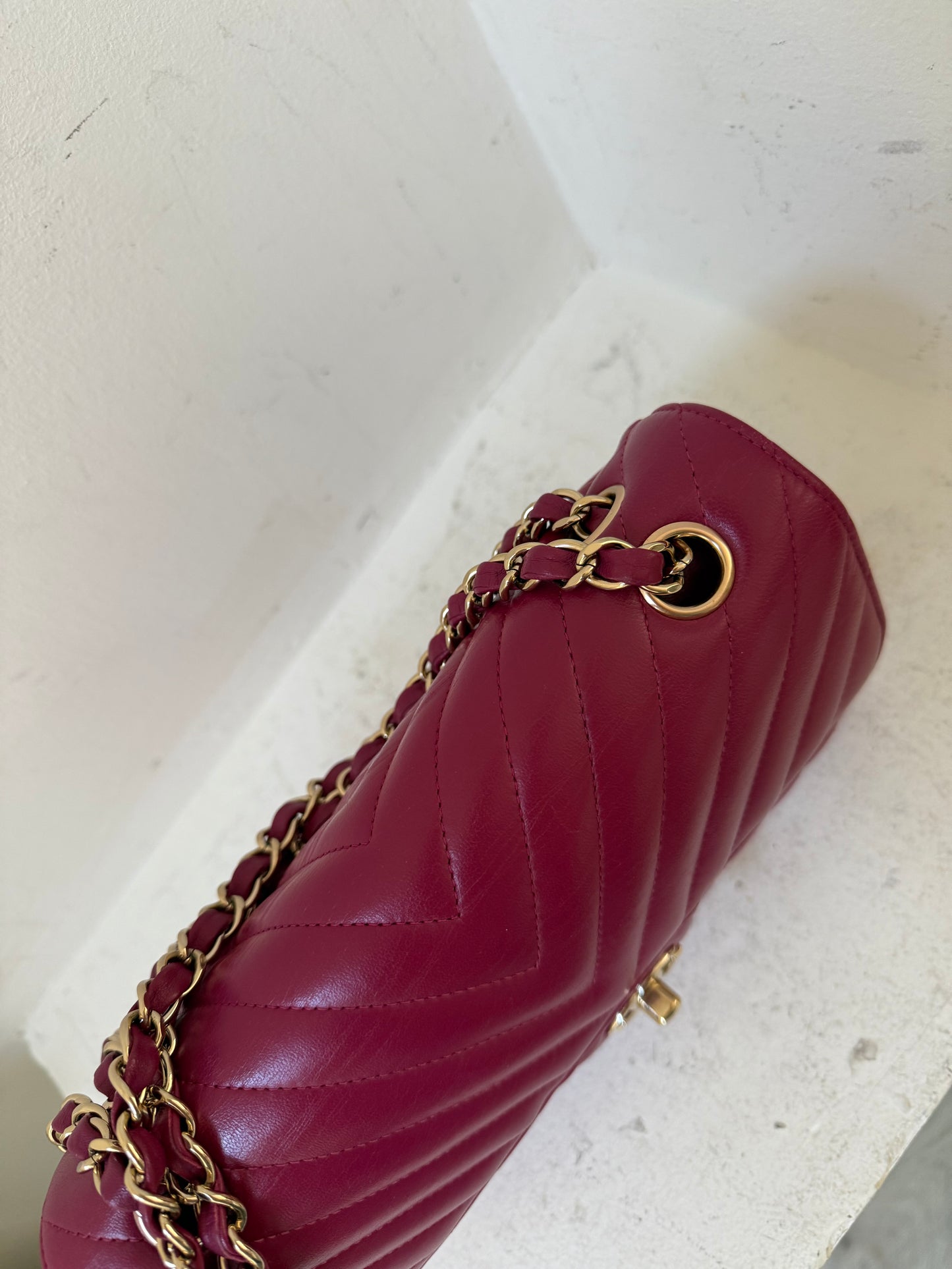 Chanel v-stitch small classic flap 2019