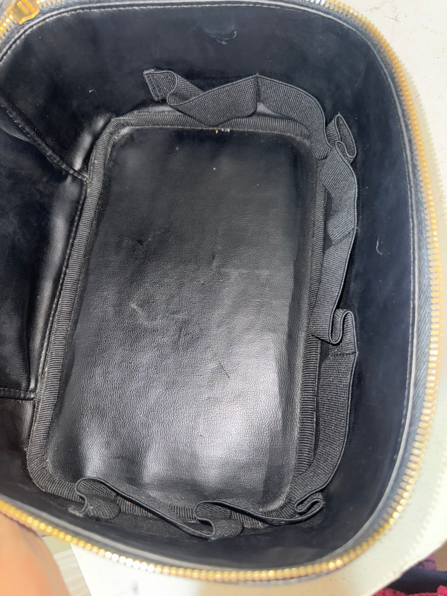 Chanel vintage vanity bag 4 series