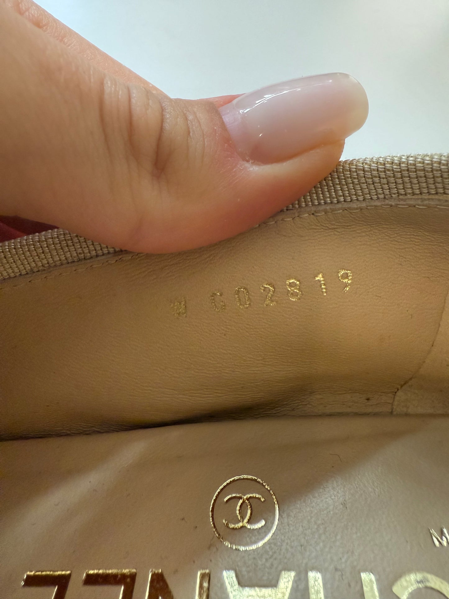 Chanel ballerina size 38 beige /black leather