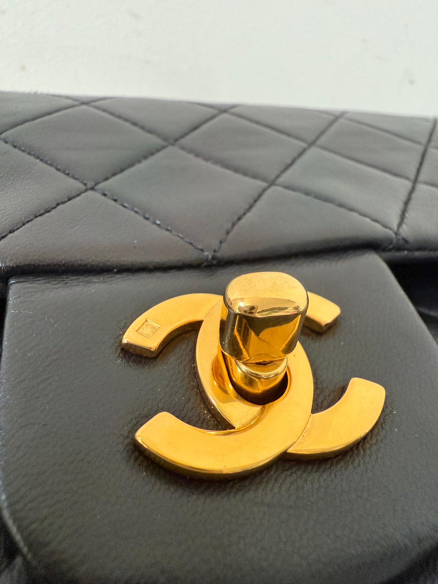 Chanel medium black lambskin 3 series (1997-1999)