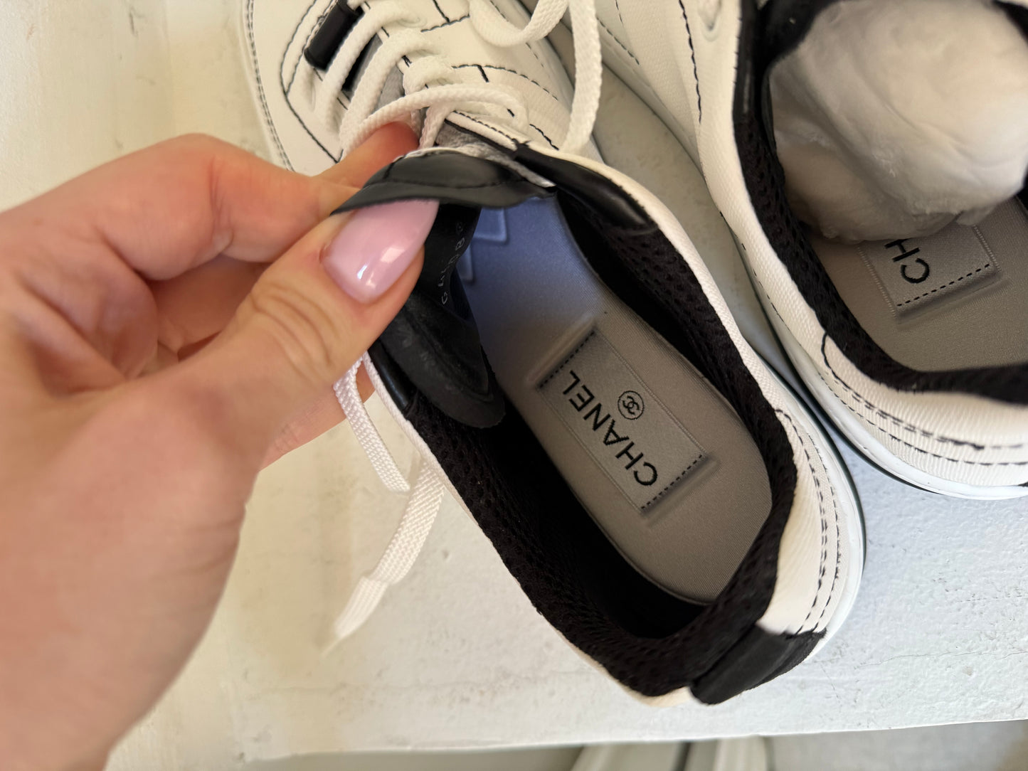 Chanel black white runner size 39