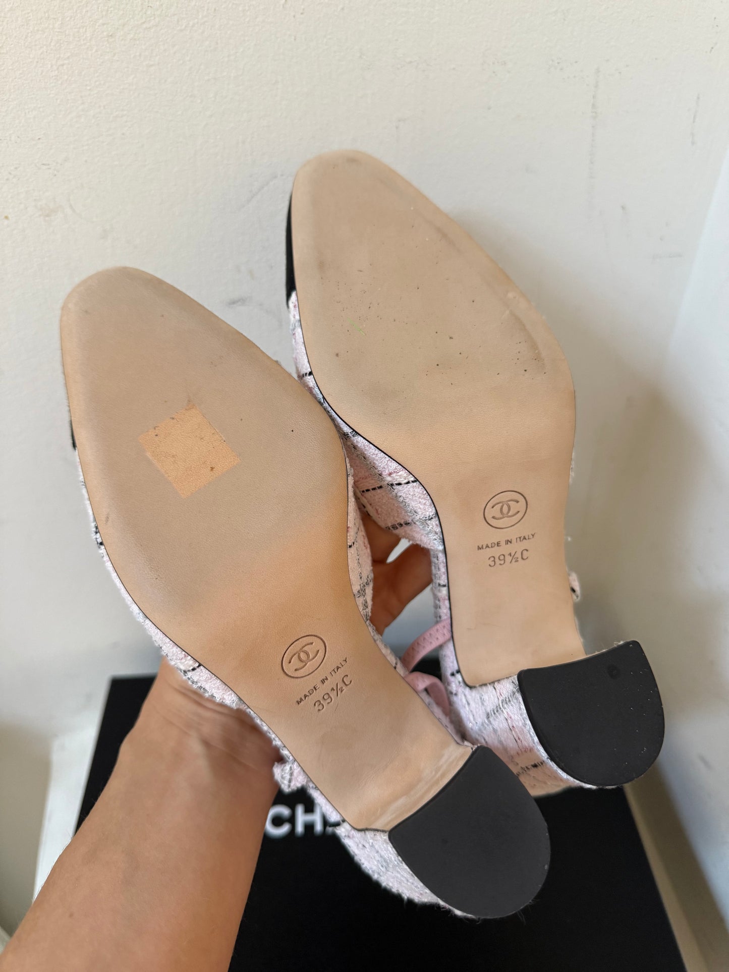 Chanel pink slingbacks 39.5
