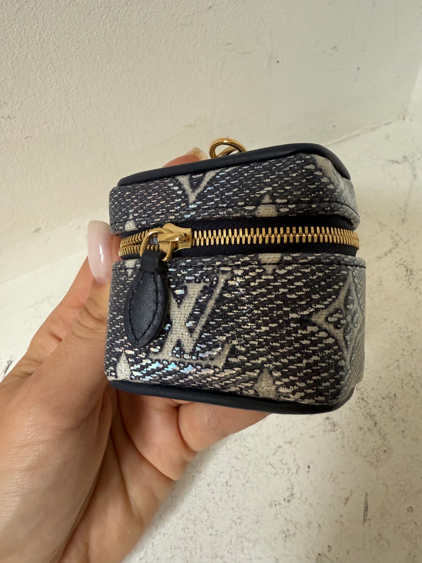 Louis vuitton EarPod case new