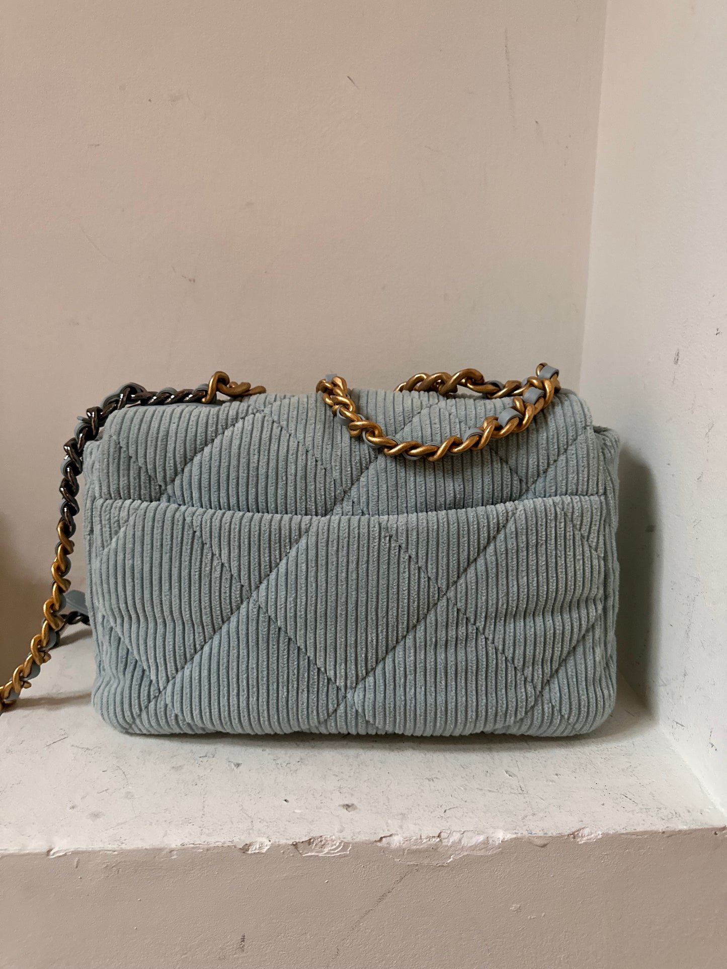 Chanel large Chanel 19 in baby blue
