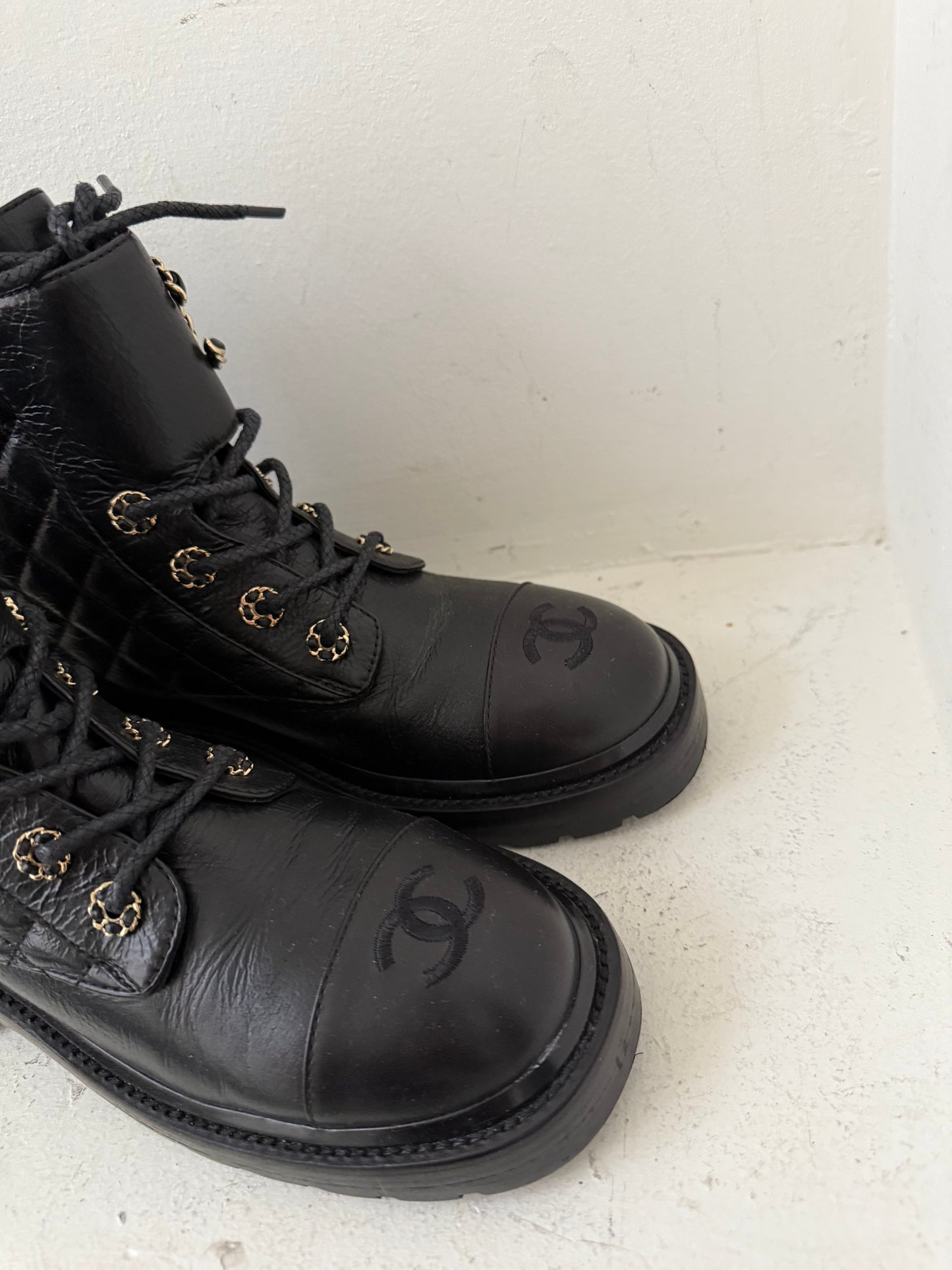 Chanel boots maat 39 worn once