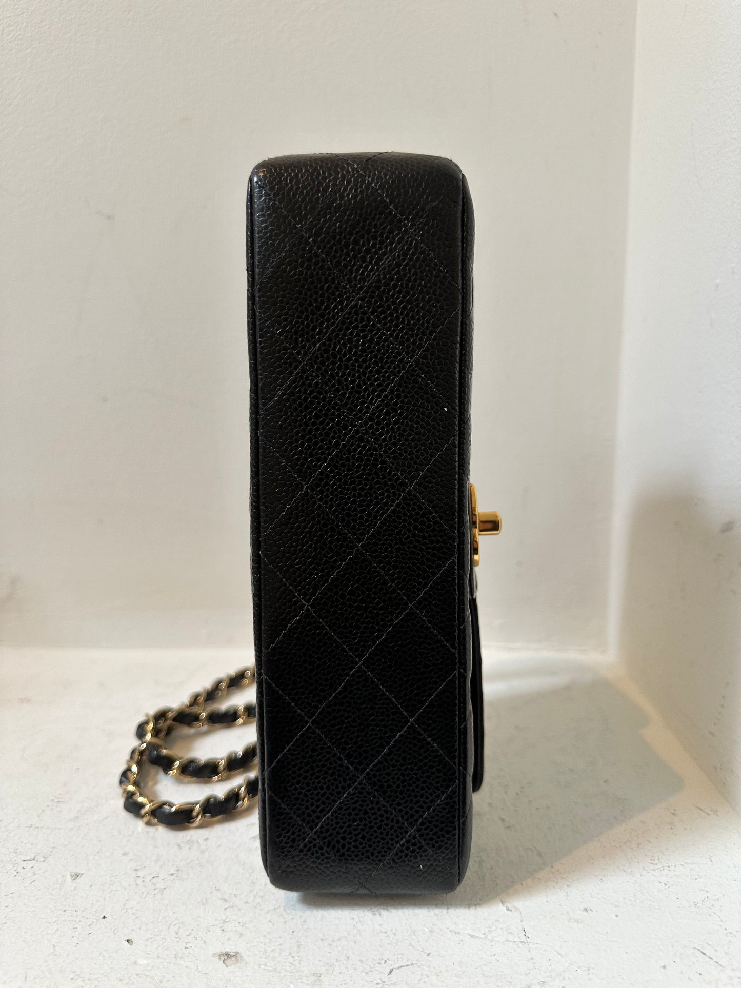 Chanel small caviar classic flap
