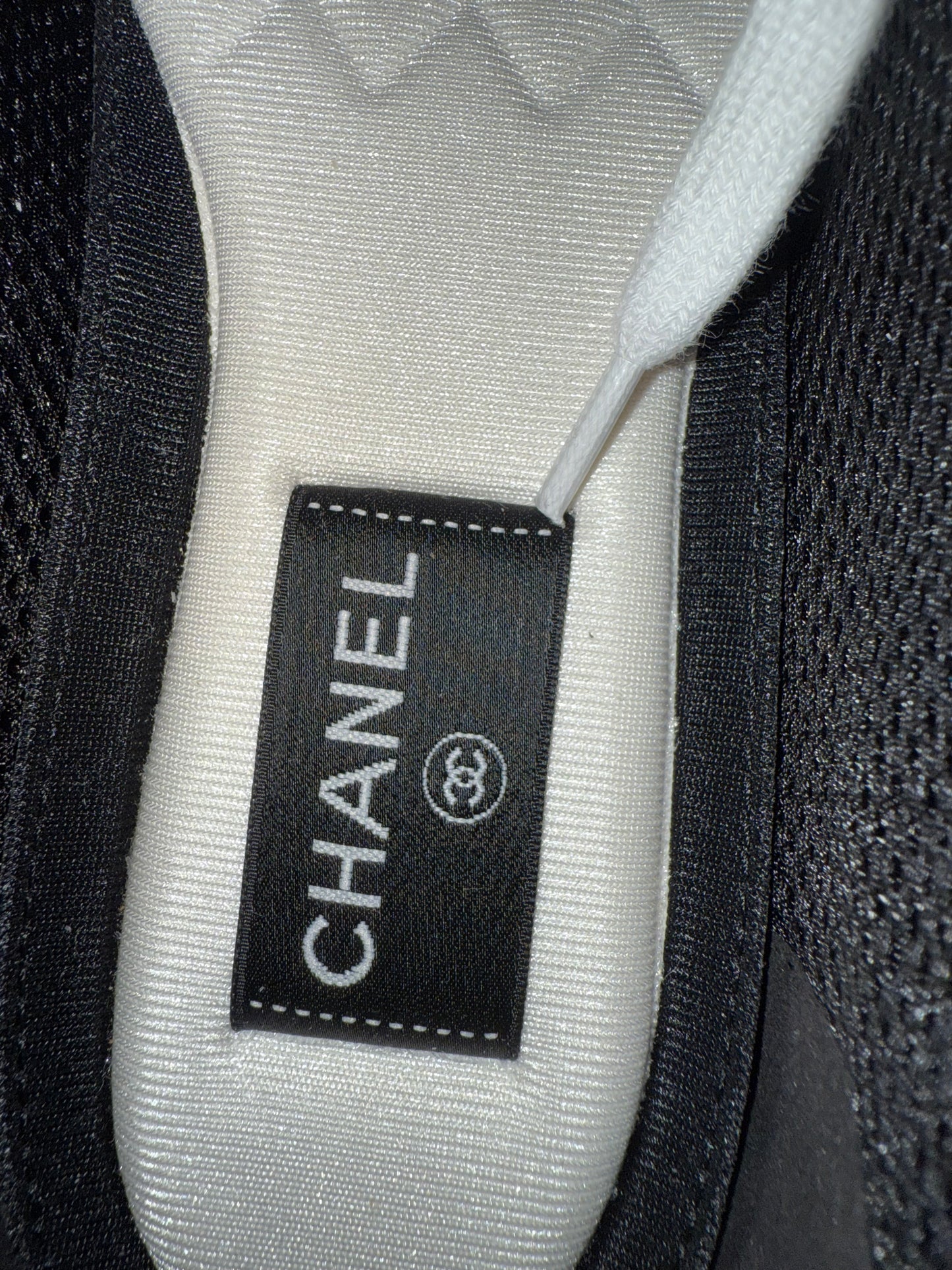 Chanel white sneakers size 40