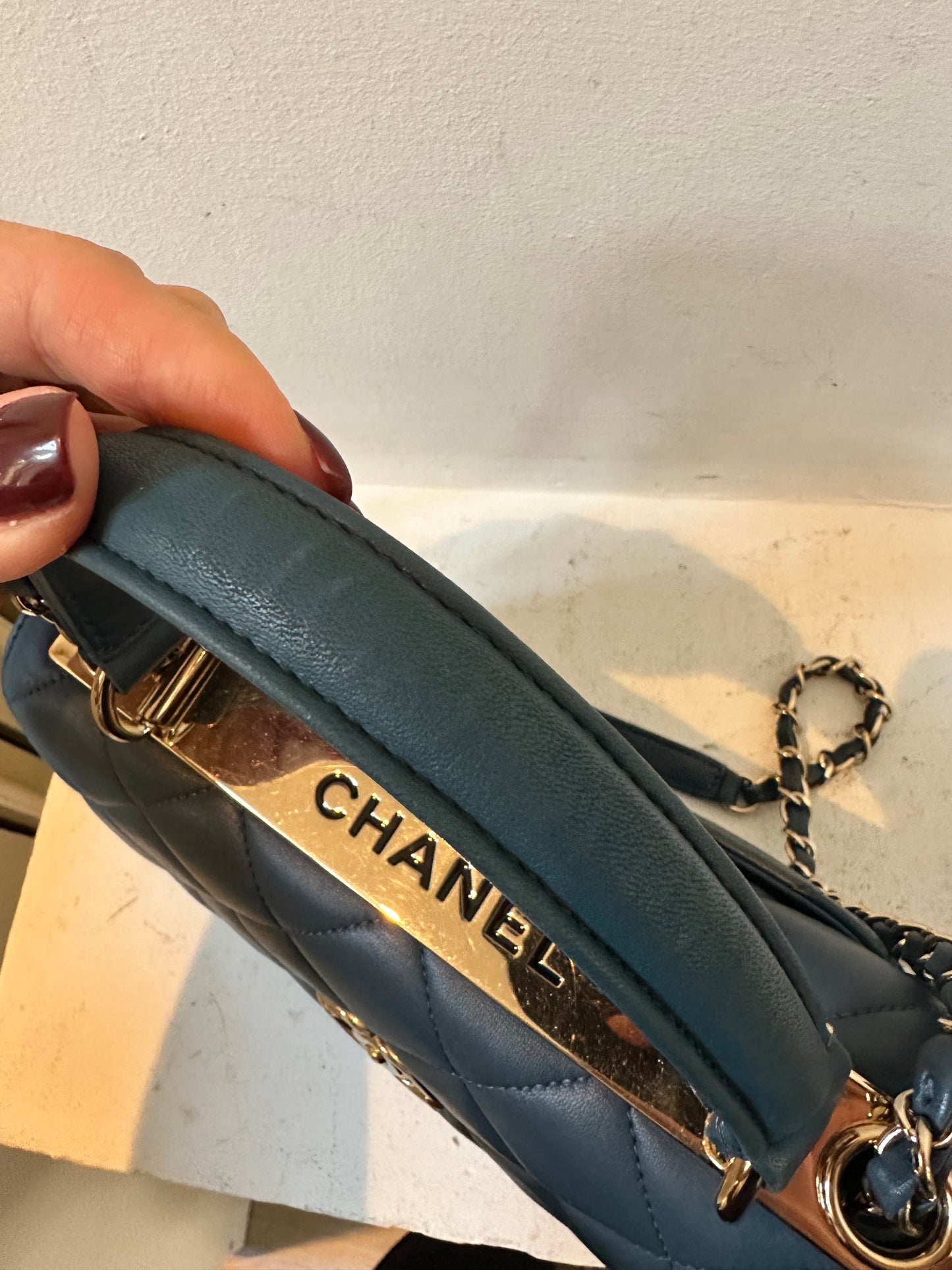 Chanel CC trendy in blue