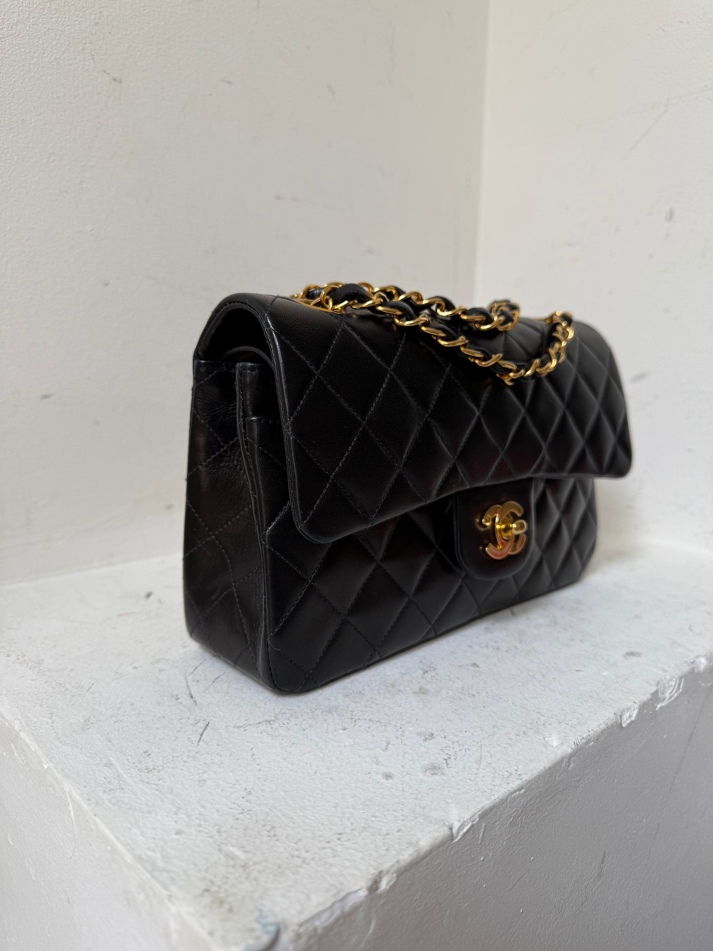 Chanel black small flapbag 2 series