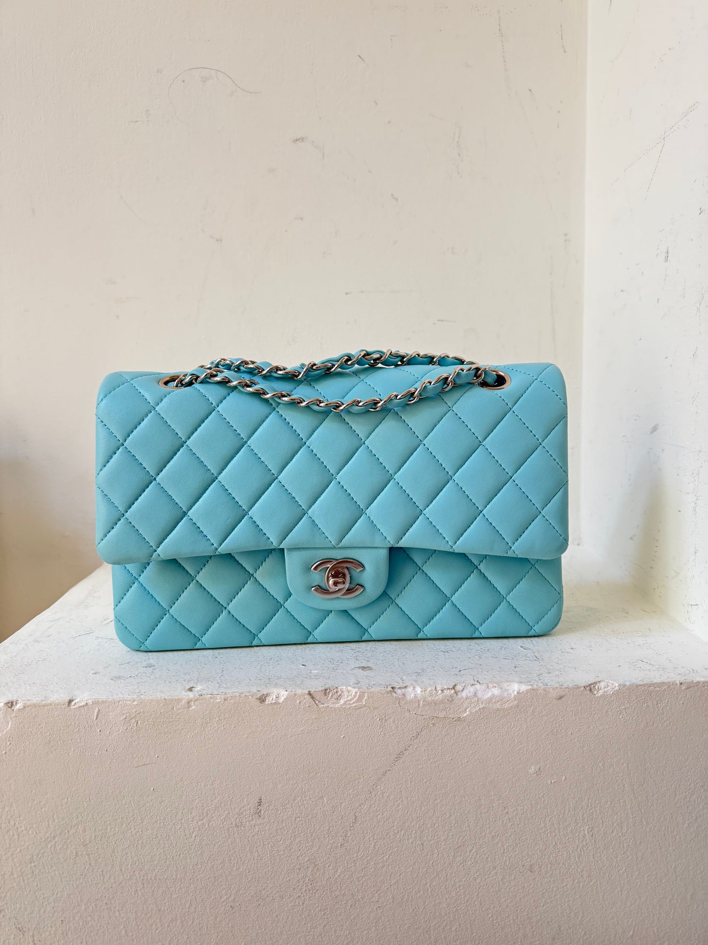 Chanel medium Tiffany flapbag 2020