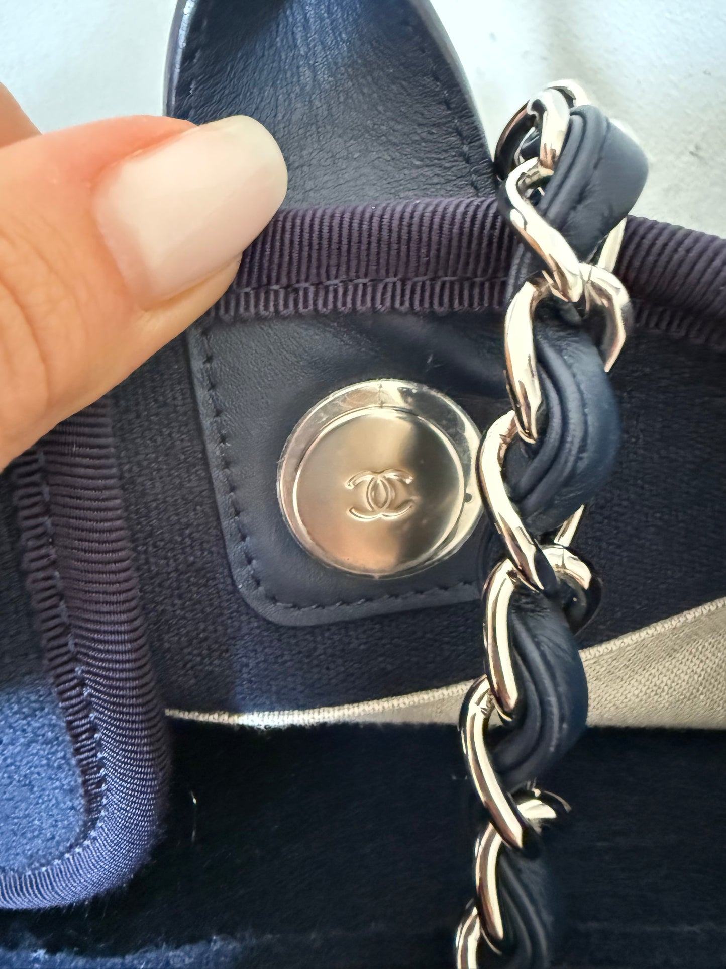 Chanel Deauville medium model