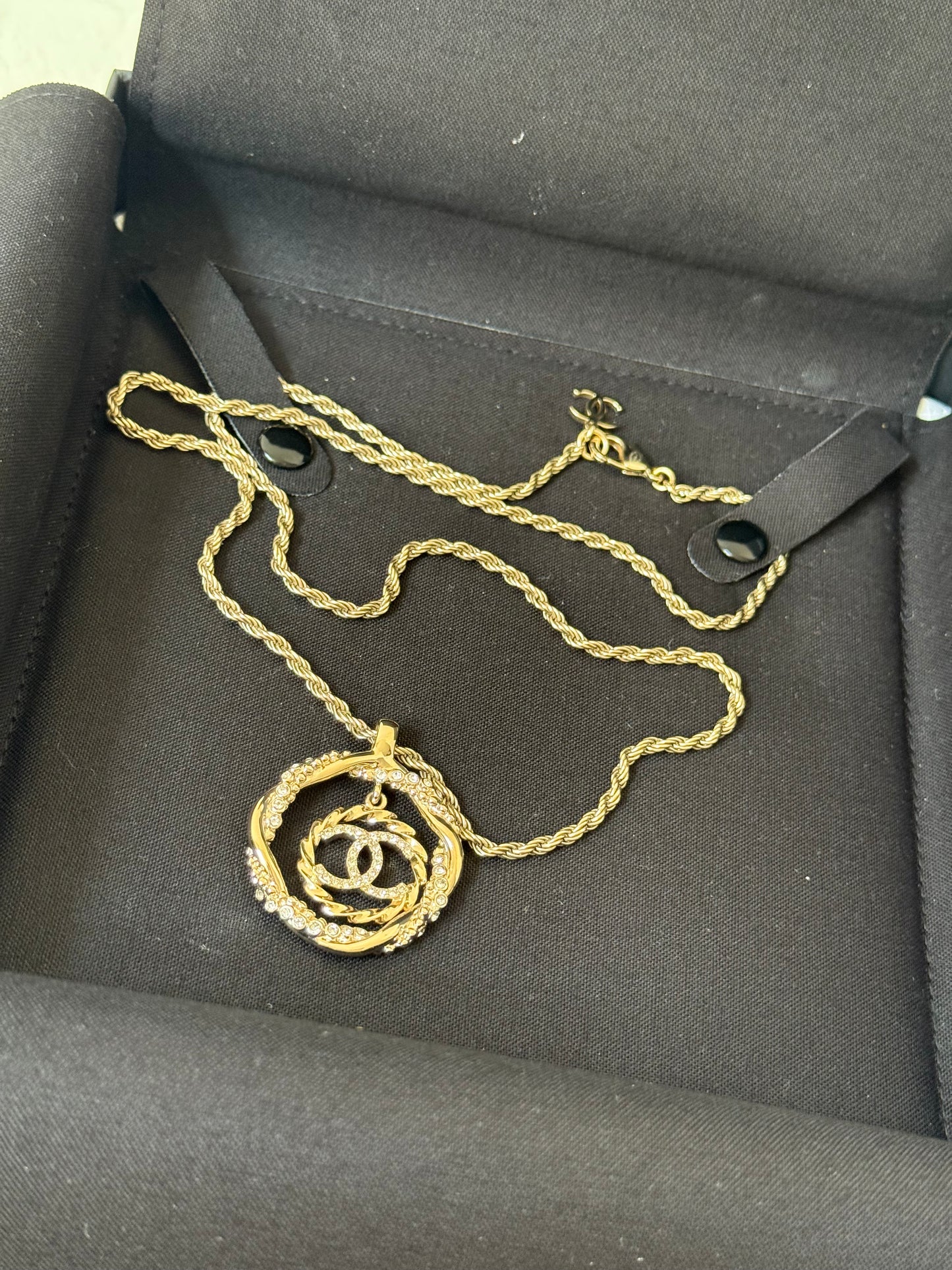 Chanel necklace 2024