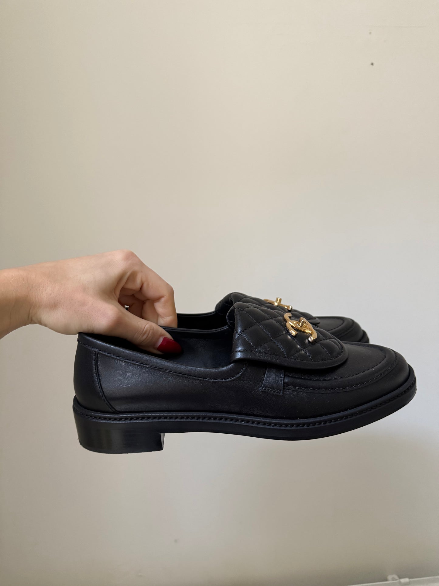 Chanel moccasin 39C in black