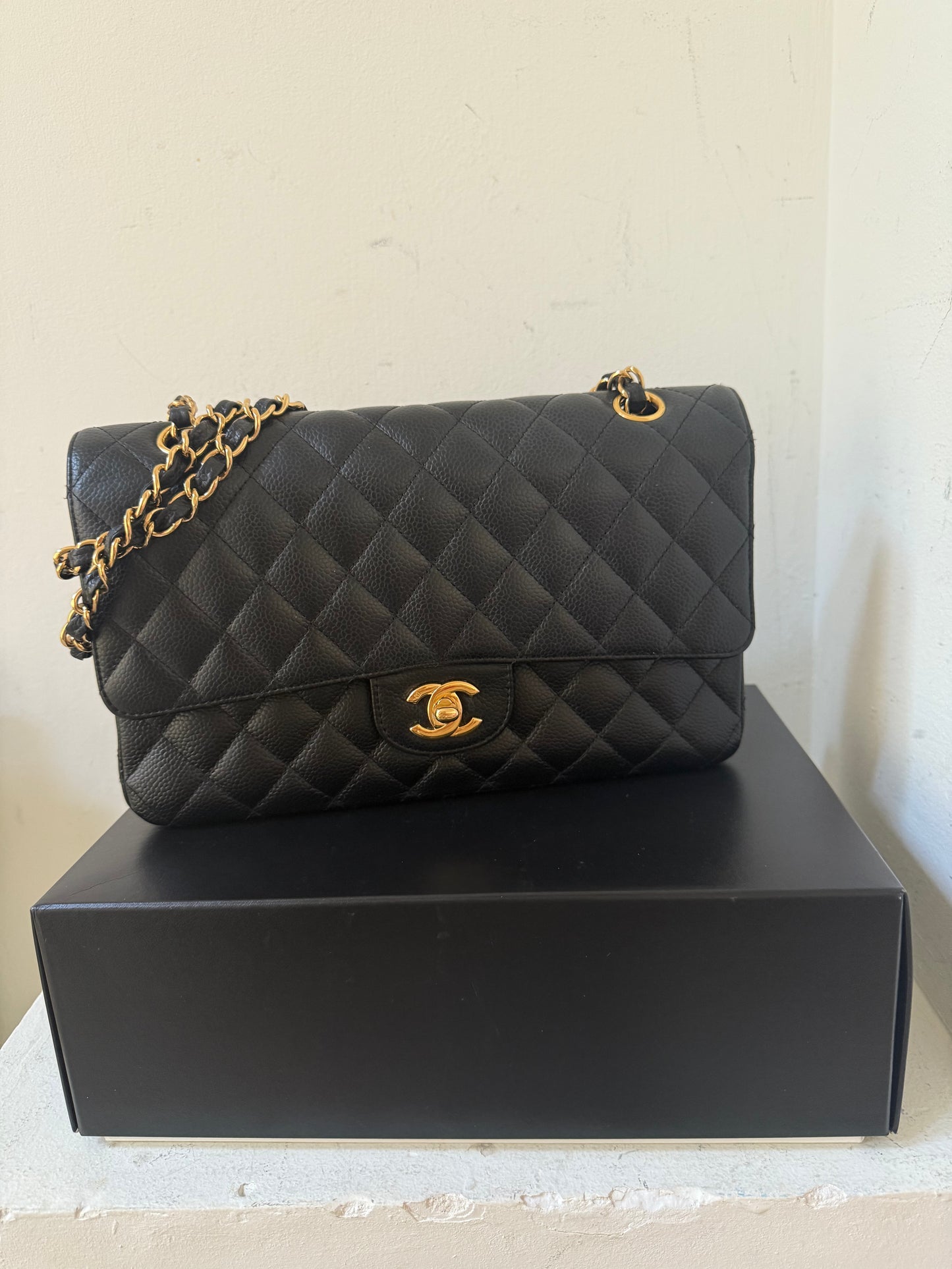 Chanel caviar classic flapbag medium 2008