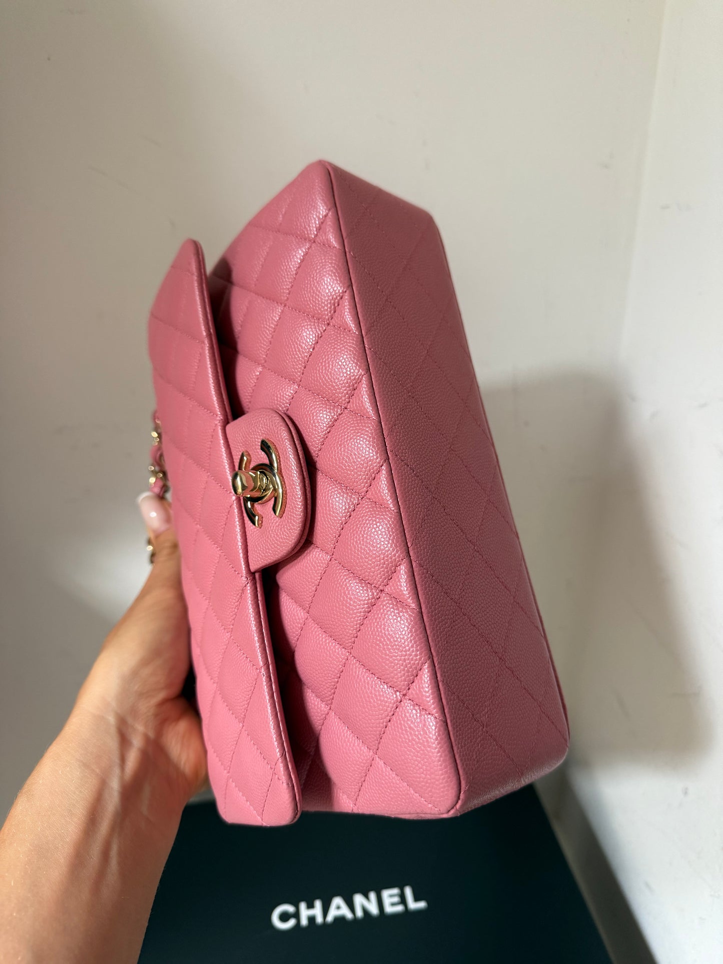 Chanel caviar small flapbag 2022