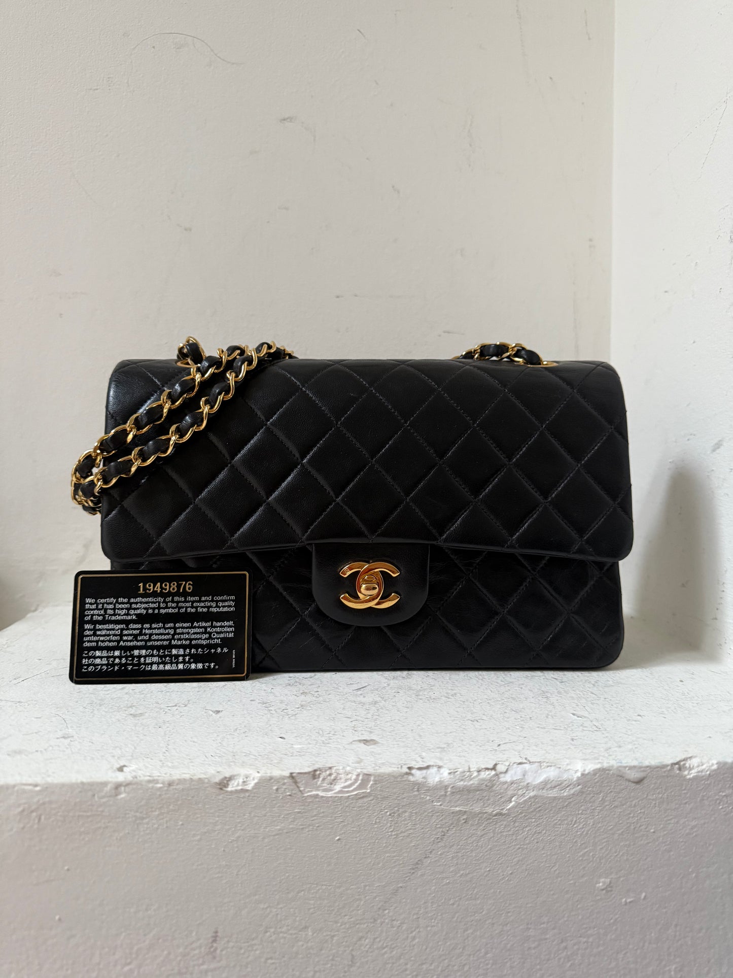 Chanel medium vintage classic flap in Black 1989-1991