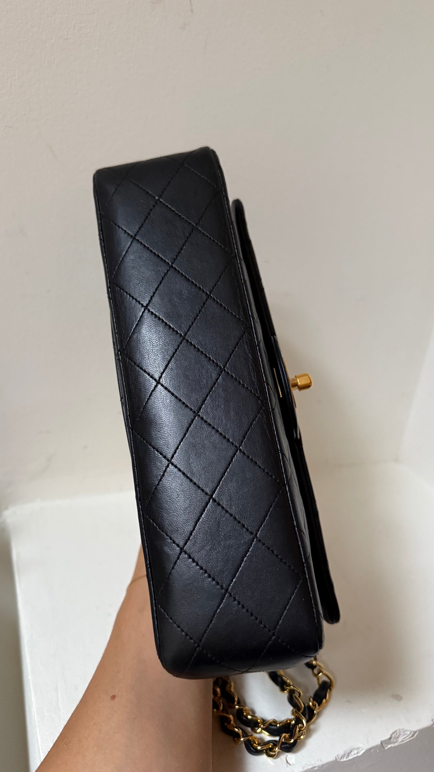 Chanel medium vintage lambskin double flapbag 1 series (1989-1991)