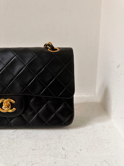 Chanel small flapbag 2 series