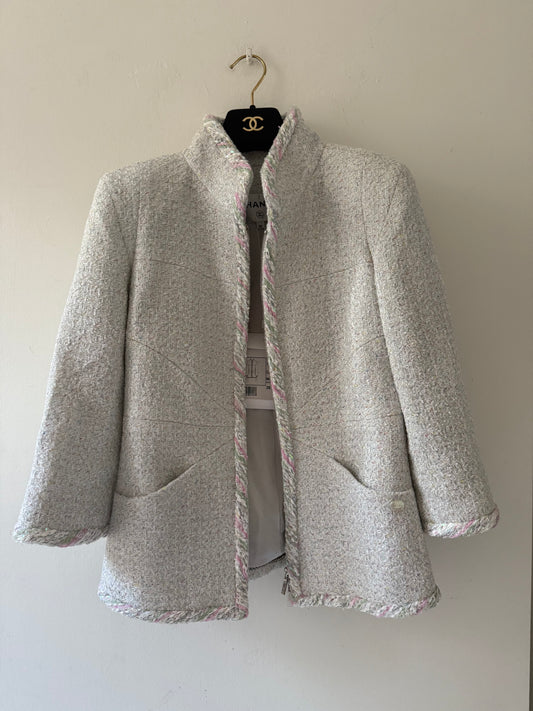 Chanel 2018 tweed blazer size 36/S