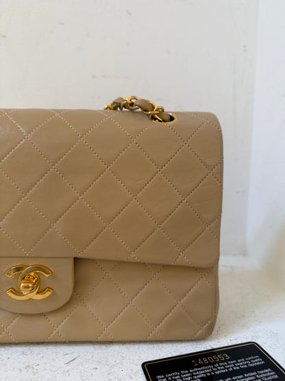 Chanel beige medium flap 1989-1991 series