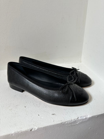 Chanel black ballerinas size 36,5