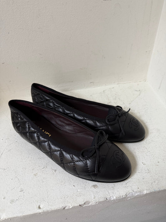 Chanel ballerina black quilted 39.5
