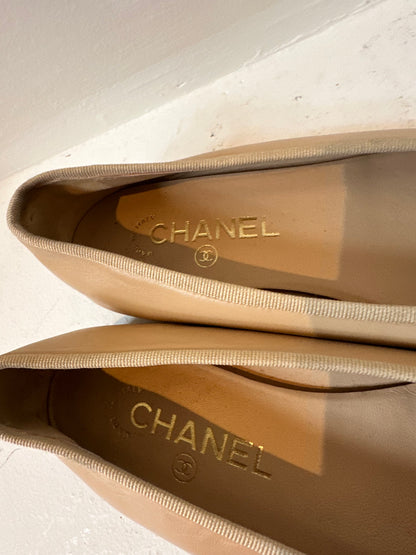 Chanel used pair beige ballerinas size 37,5