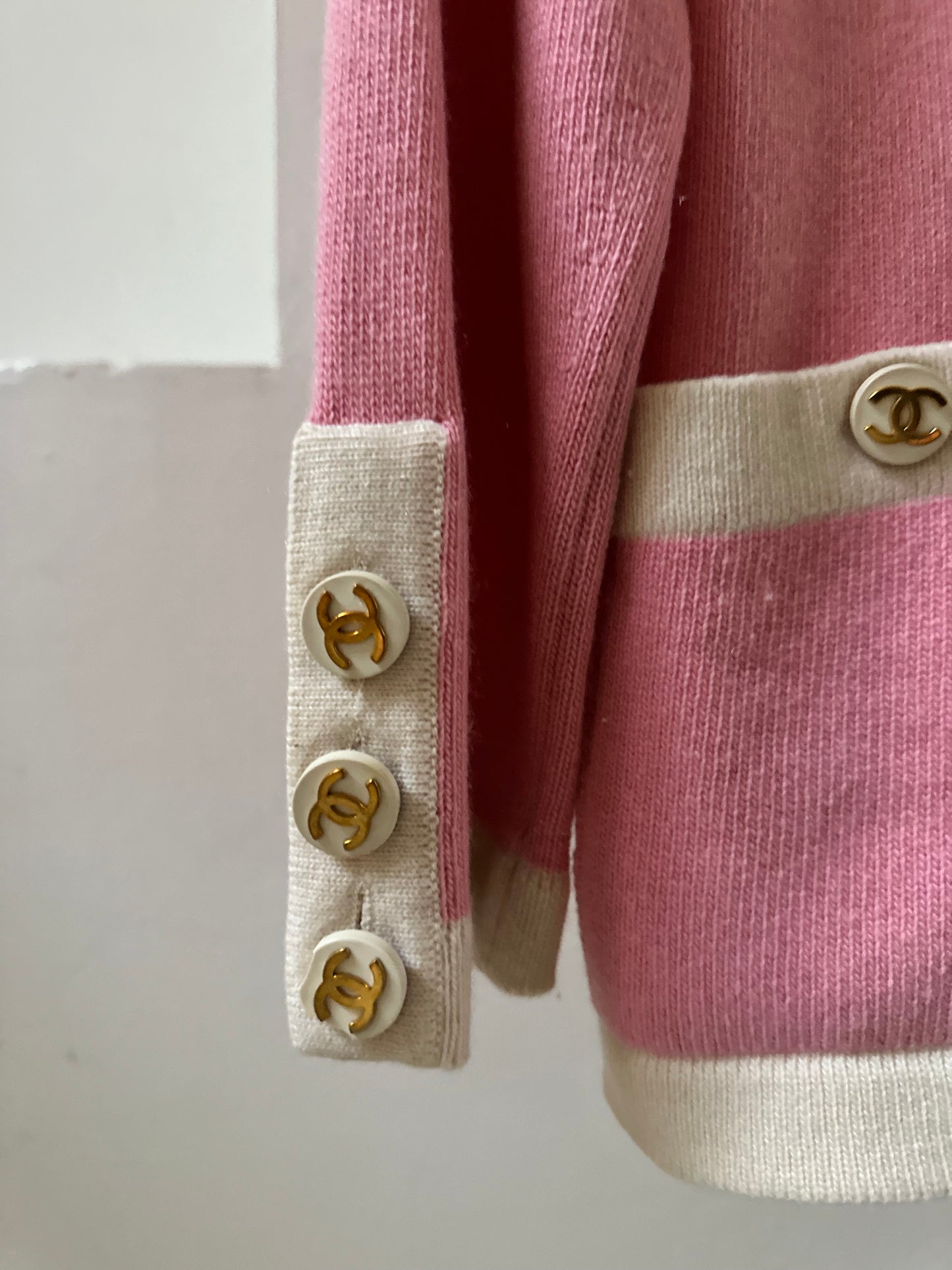 Chanel vintage pink cardigan size S