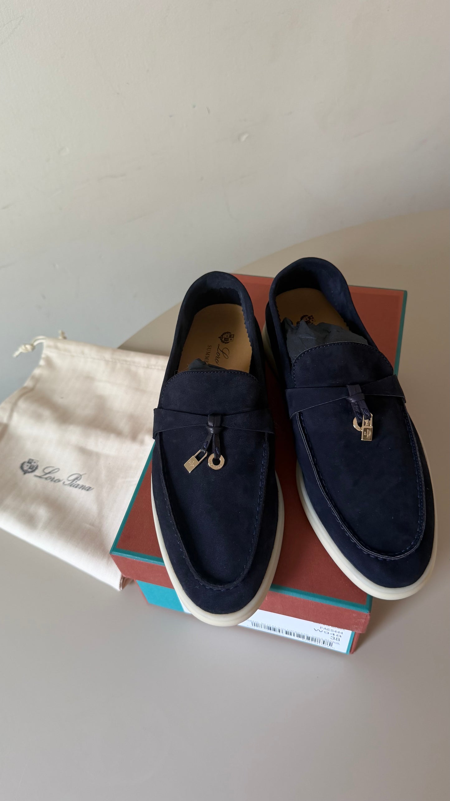 Loro Piana summer charm walk argo blue melange 37
