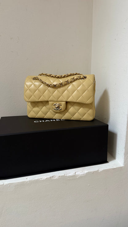 Chanel butter yellow lambskin small flap, new with chip