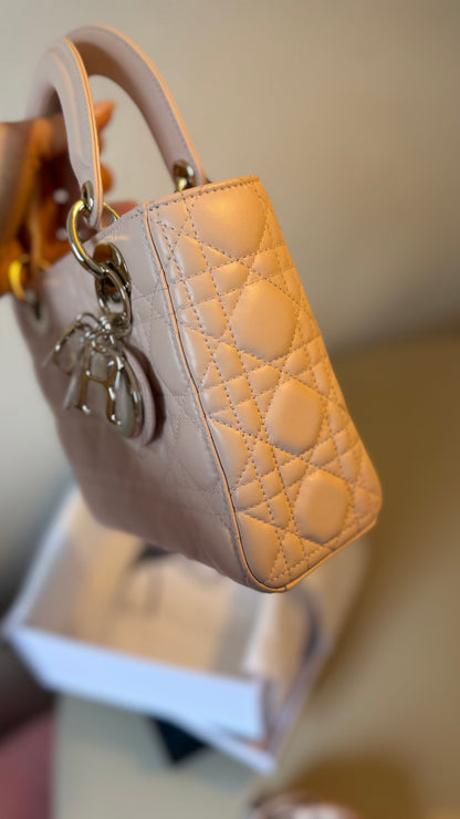 Small baby pink lady dior new condition