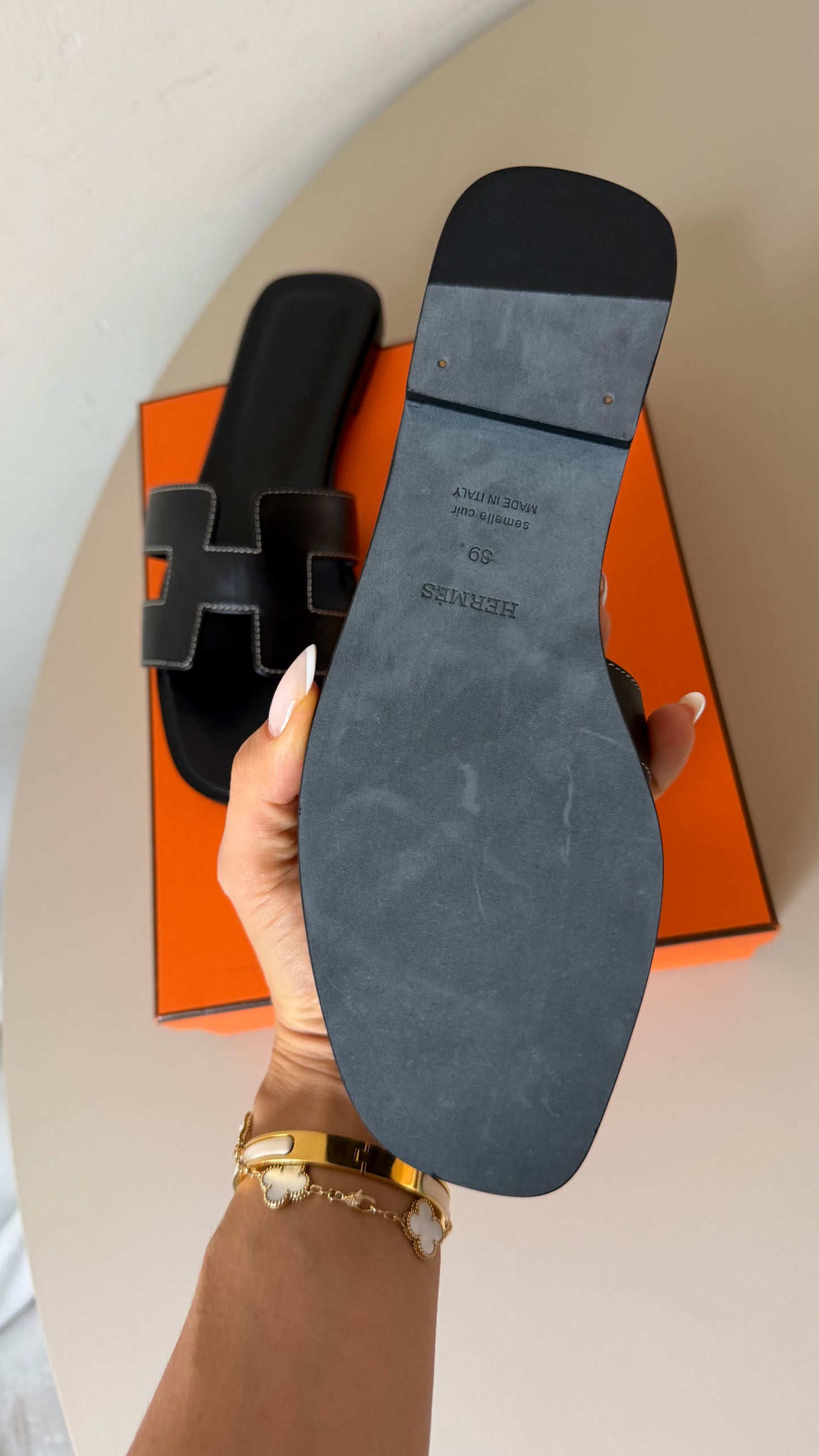 Oran black slipper size 39 new