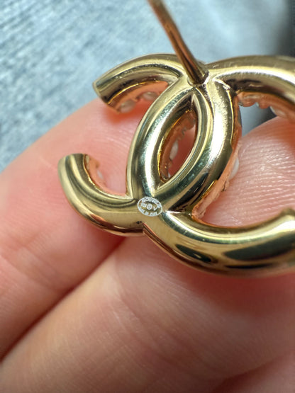 Chanel CC oorbellen parels en steentjes
