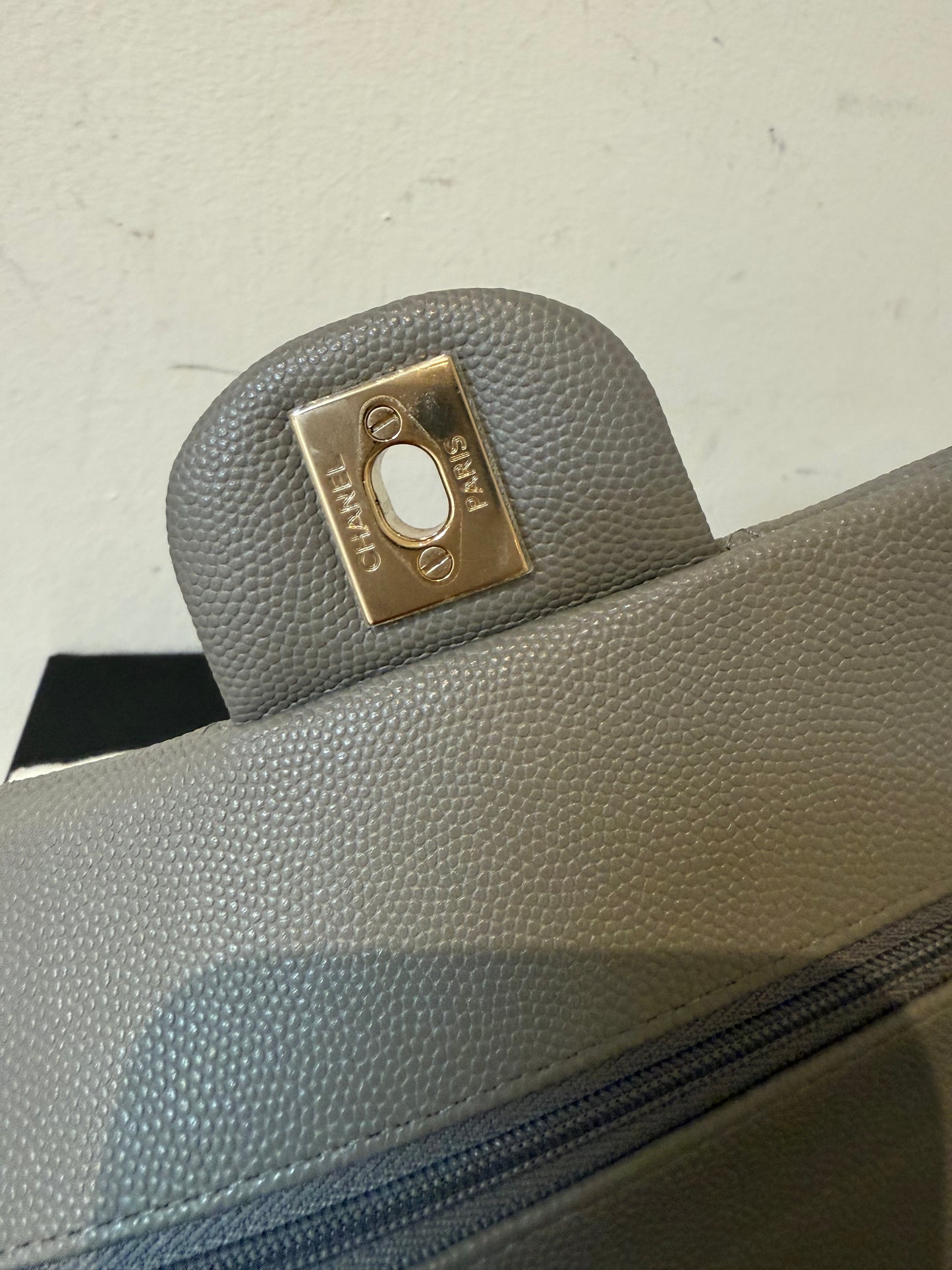 Chanel small caviar grey 2022 full set incl invoice