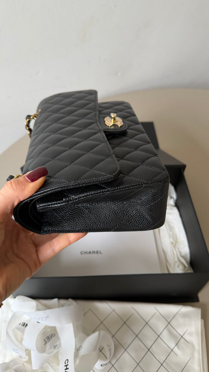 Chanel medium caviar double flapbag with chip