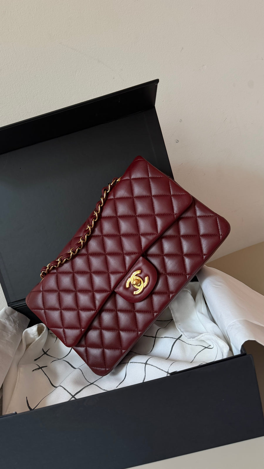 Chanel medium lambskin burgundy 21 series, full set with card and certificate
