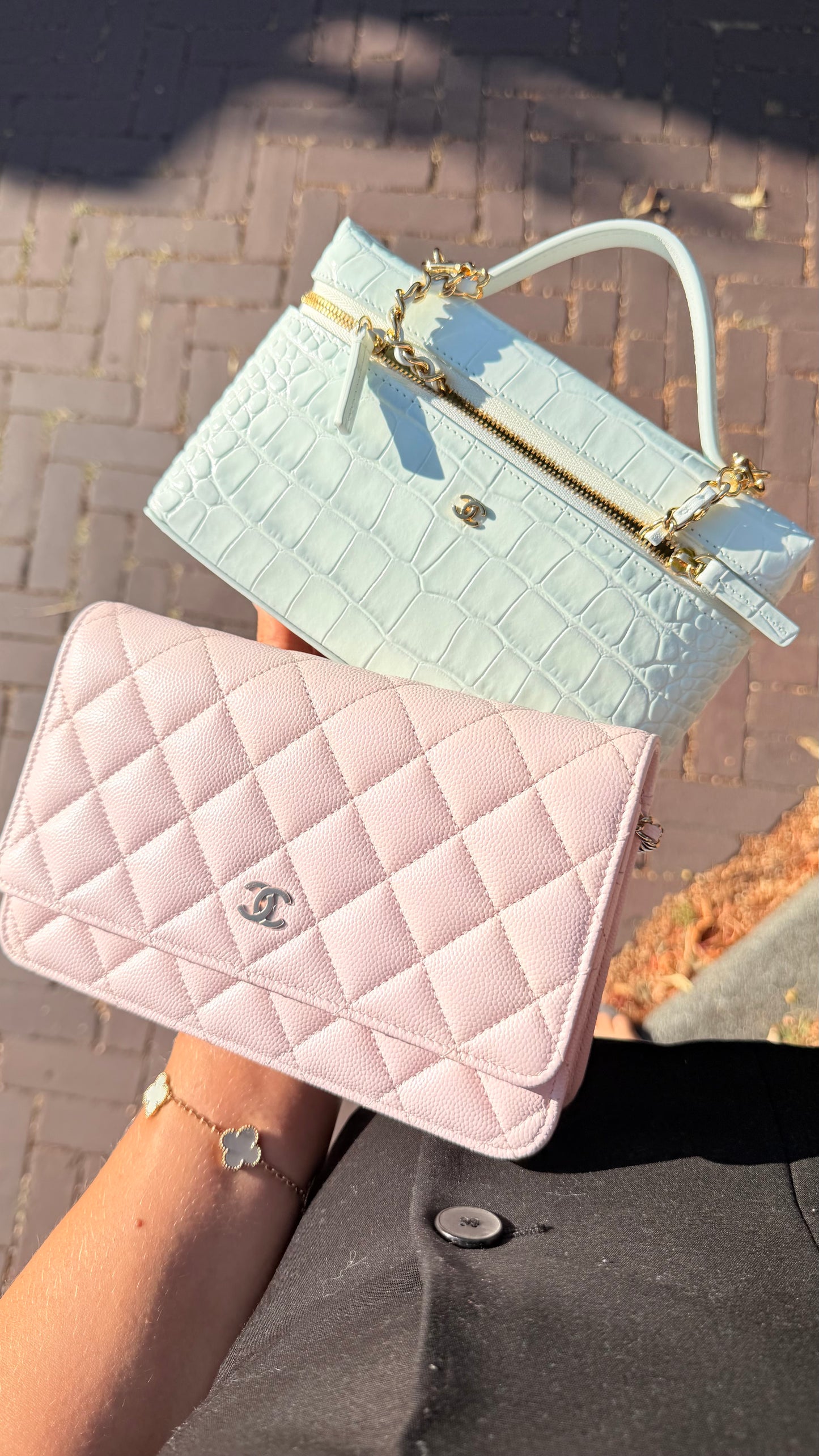 Chanel wallet on chain baby pink - new with chip
