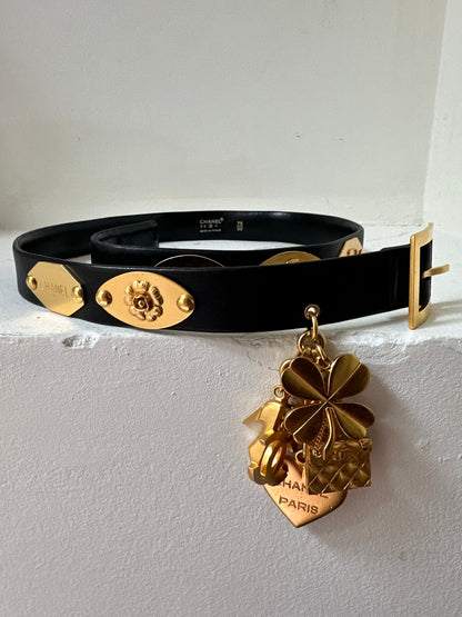 Chanel vintage belt size 75cm