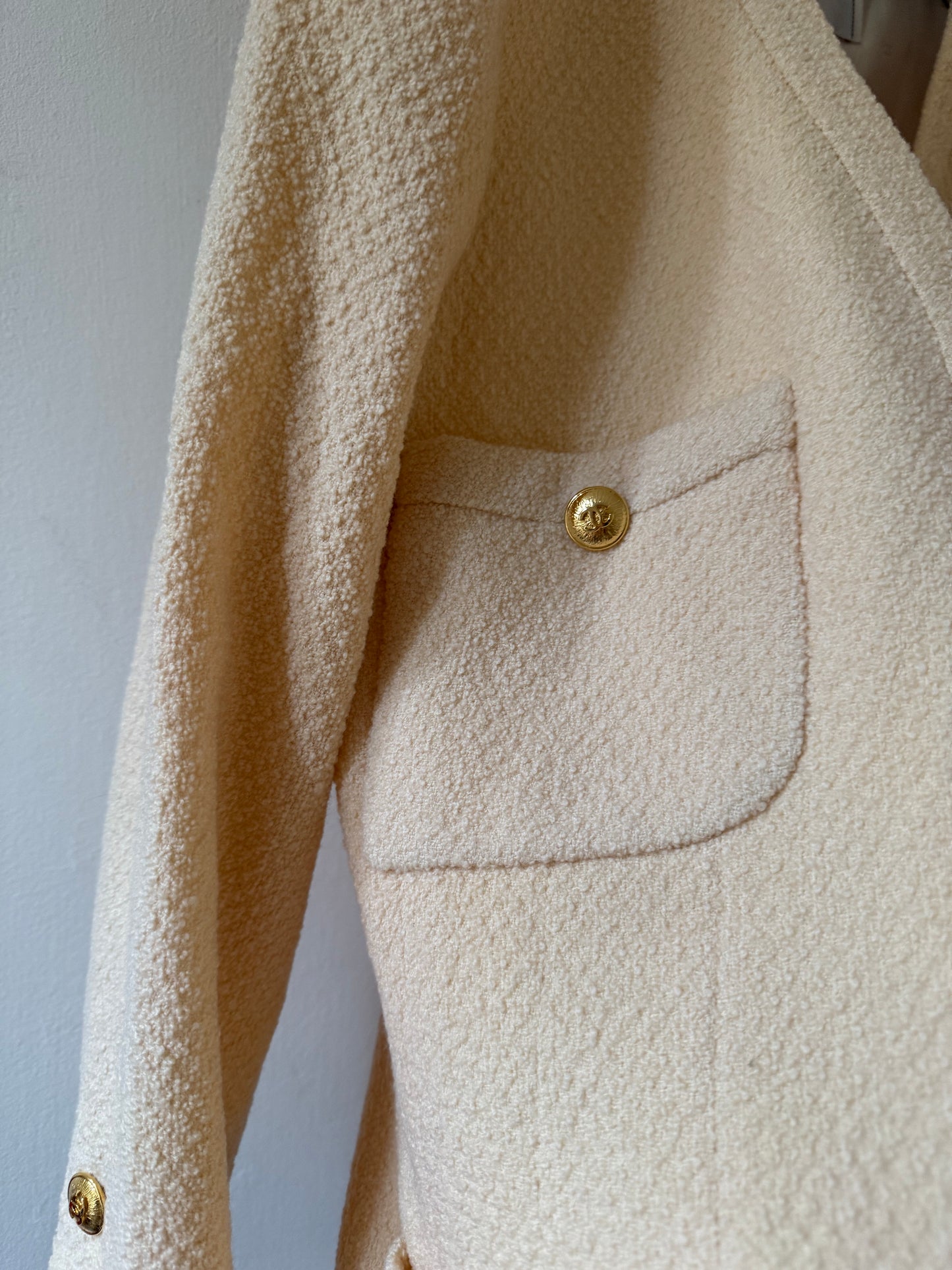 Chanel vintage crème blazer size 36/38