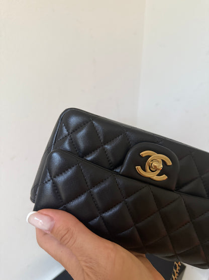 Chanel black lambskin mini 2024