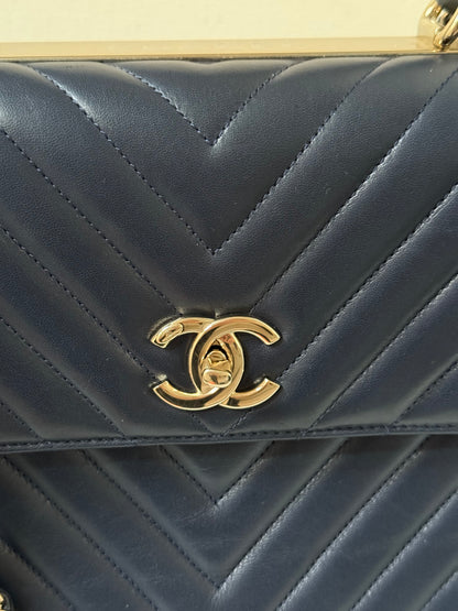 Chanel cc trendy flapbag with chain