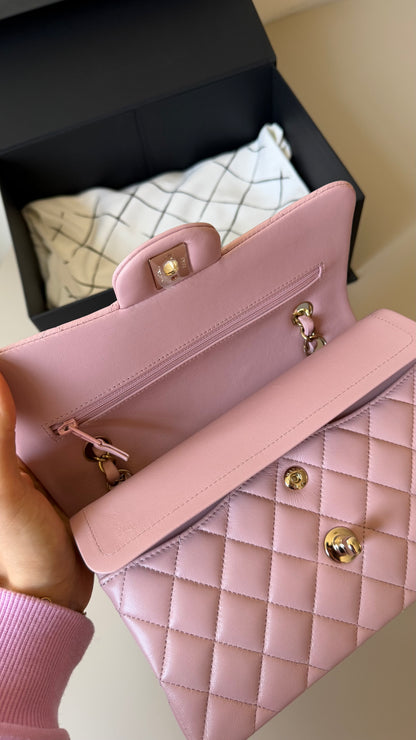 Chanel pink lambskin small chip new condition