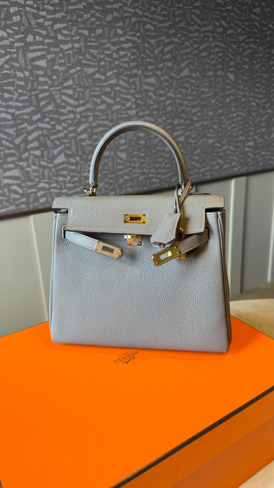 Kelly 25 gris Meyer Togo leather stamp B