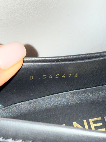 Chanel black mocassin 37.5